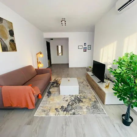 Soho - View With Rooftop Garden *