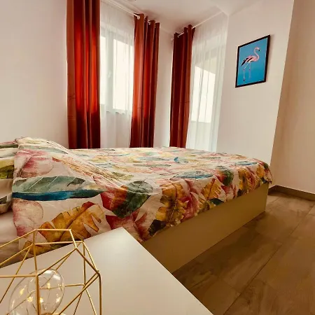 Soho - View With Rooftop Garden Apartment Bukarest