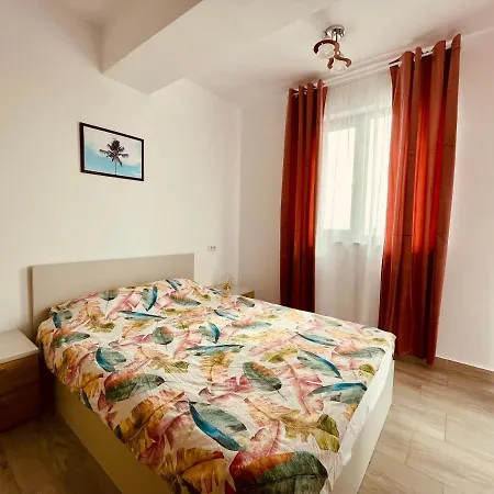 Soho - View With Rooftop Garden *